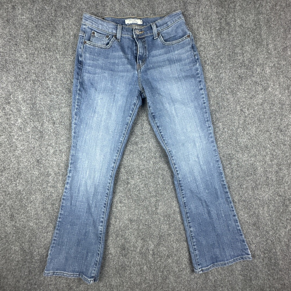 Levi's Women's Medium Wash 515 Bootcut Denim Jeans - 6
